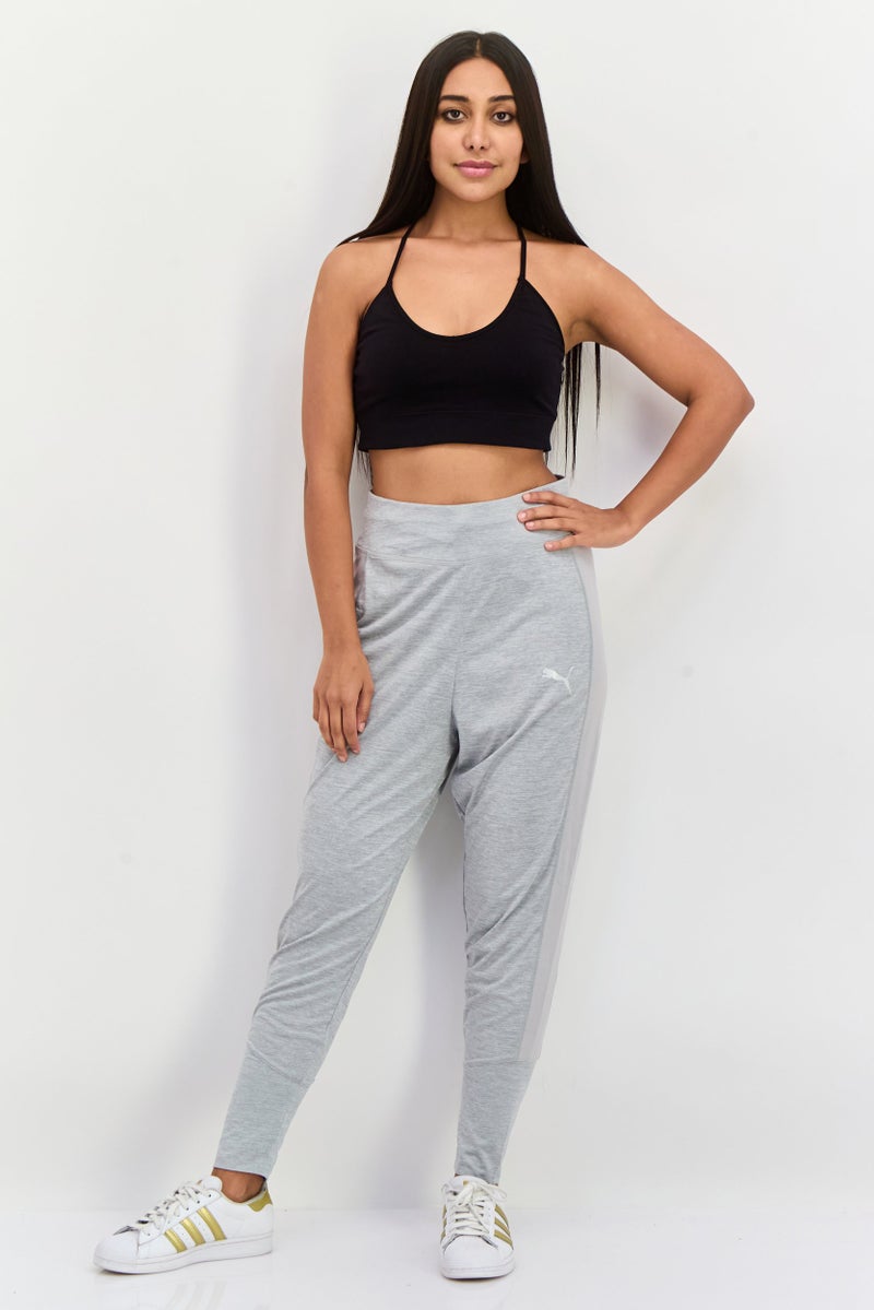 PUMA سروال رياضي نسائي مناسب للتدريب، رمادي - Image 4