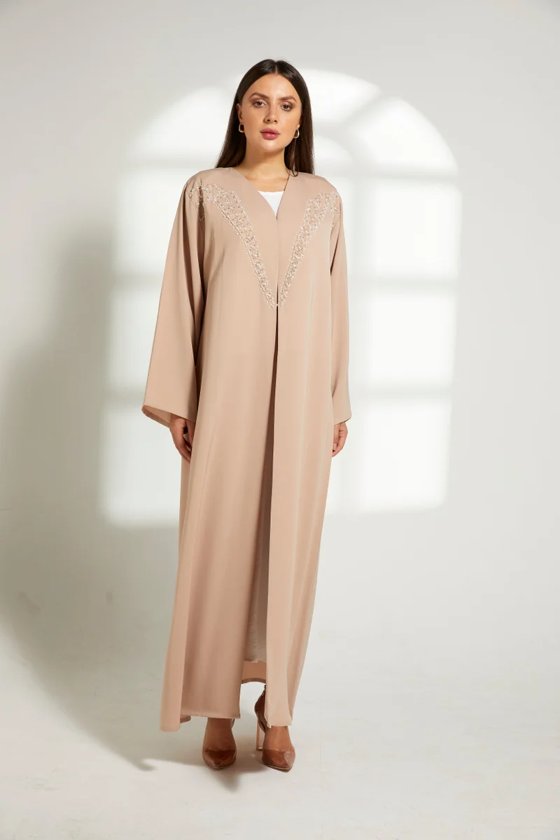 Moistreet Embroidered Flared Sleeve Abaya