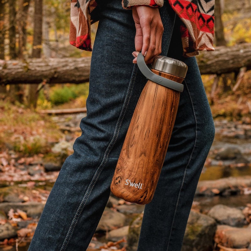 S'well Stainless Steel Traveler With Handle, 40oz, Teakwood, Triple Layered Vacuum Insulated Containers Keeps Drinks Cold for 60 Hours and Hot for 20, BPA Free, Easy Carrying On the Go - Image 5