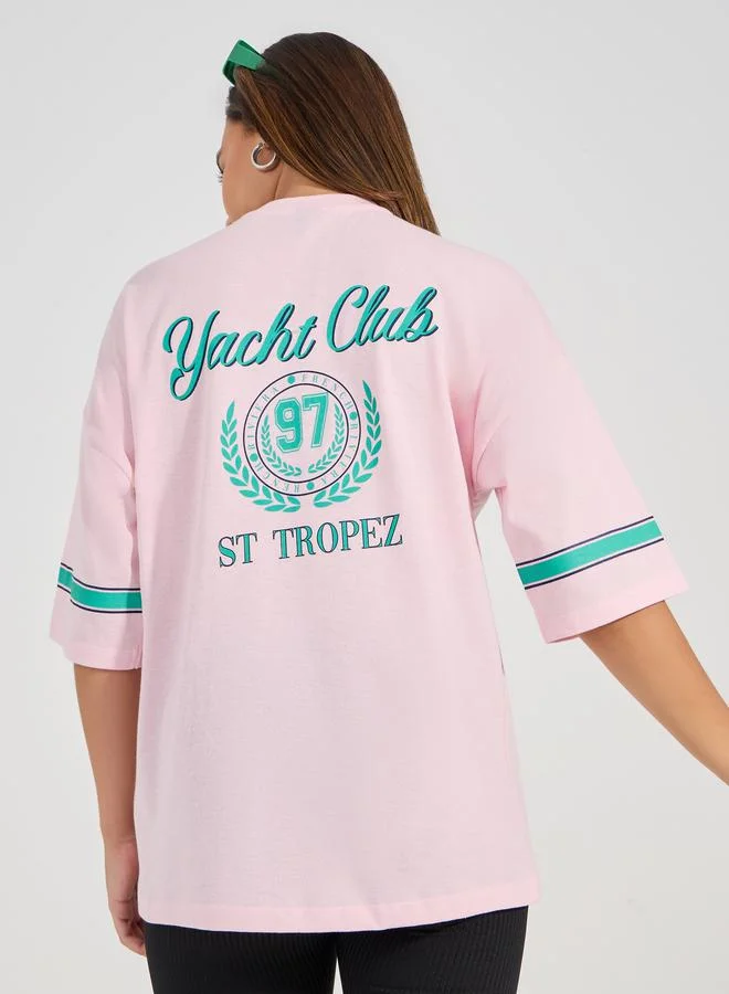 ستايلي Oversized Varsity Print Dropped Shoulder T-Shirt