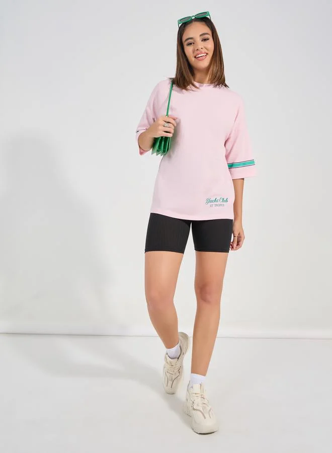 ستايلي Oversized Varsity Print Dropped Shoulder T-Shirt