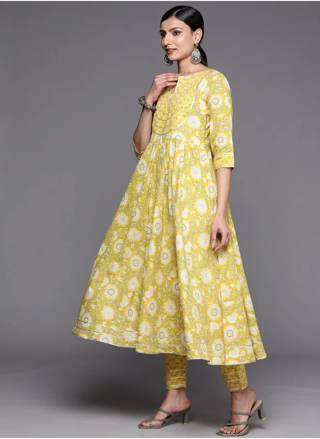 Libas All-Over Print Gotta Patti Kurta and Mid Rise Trousers with Dupatta Set by Styli
