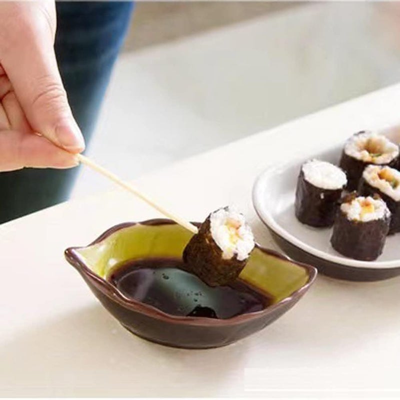 Luzen 4Pcs Creative Leaf Shape Dipping Bowls Ceramic Dipping Soy Sauce Bowl Dishes Small Fruits Dessert Appetizer Bowl Plates Serving Bowls Dinnerware for Tomato Sauce Condiments BBQ Home Party 4 Colors - Image 5