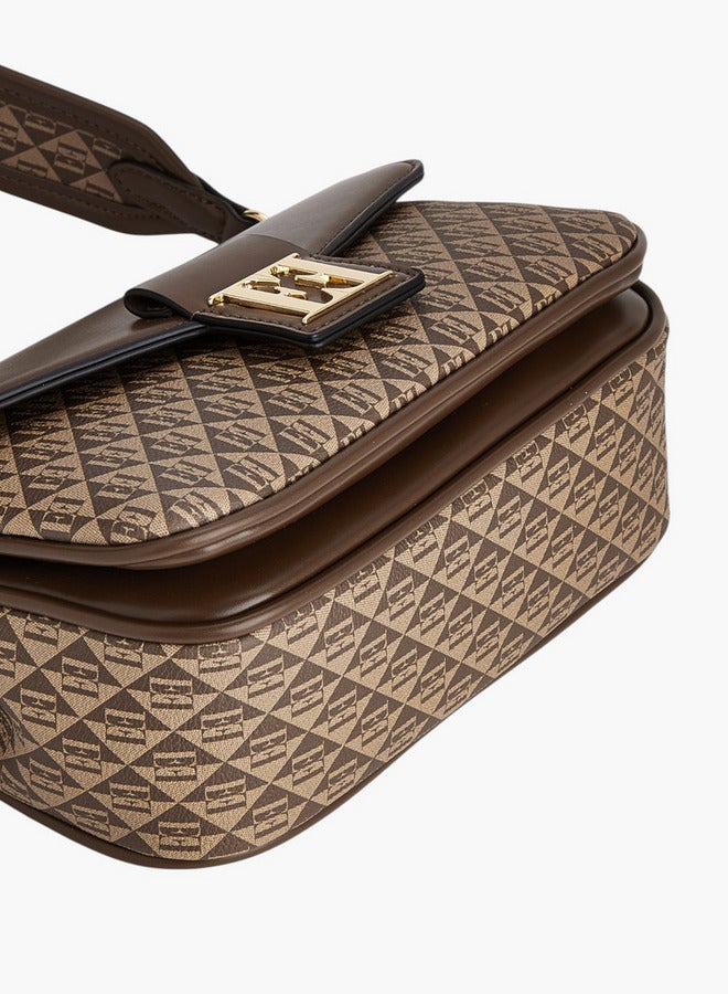 ايل حقيبة كروس بودي بطبعة شعار مع حزام قابل للتعديل وإغلاق بغطاء - Image 5