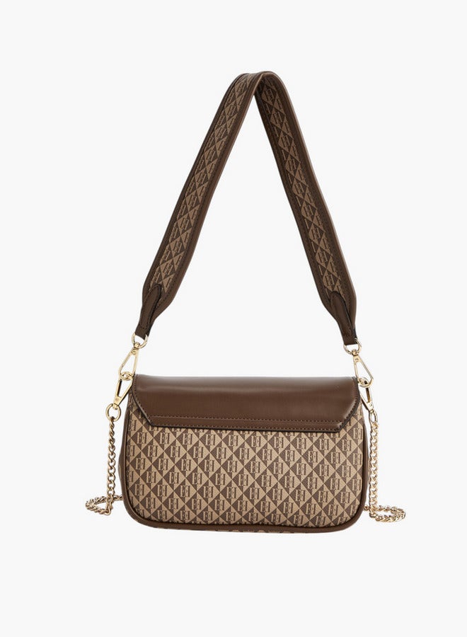 ايل حقيبة كروس بودي بطبعة شعار مع حزام قابل للتعديل وإغلاق بغطاء - Image 3