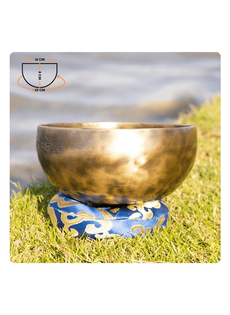 Alpine Crystals UAE - Full Moon Singing Bowl 858 grams - Handcrafted from Nepal for Meditation, Yoga & Healing - Image 1