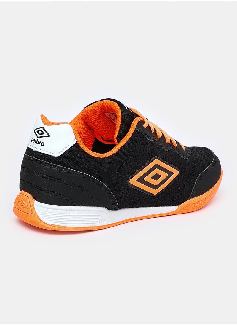 umbro Sala Street Trainers For Men  - Image 2