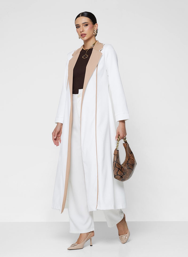 Khizana Abaya With Contrast Toned Lapel - Image 1