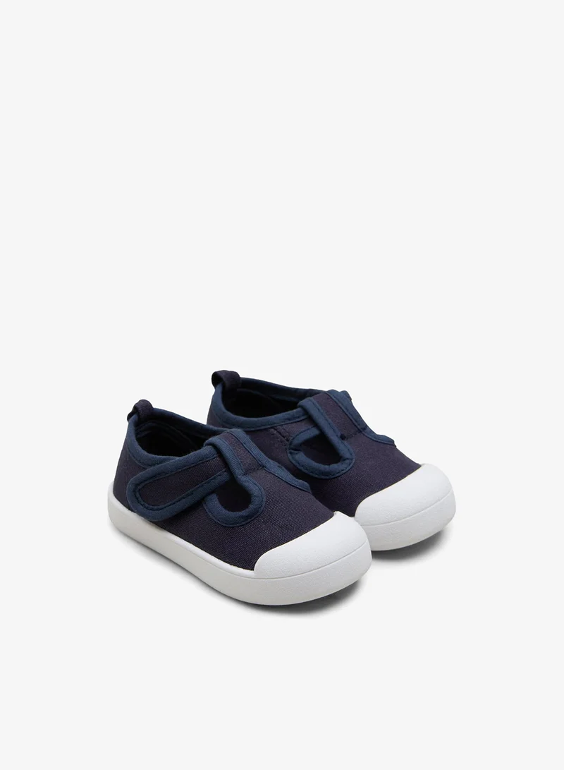 ماتلان Boys Navy Canvas T Bar Shoes