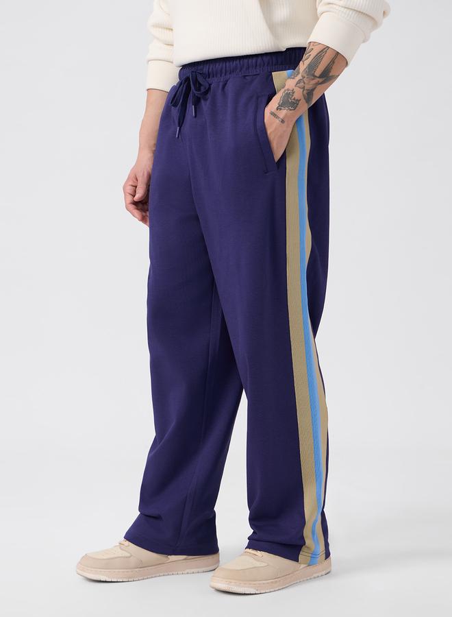 ذا سوليد ستور جوغر كوري بتفاصيل جانبية مخططة - Image 4