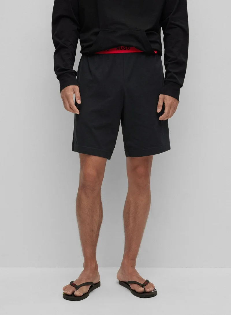 HUGO Essential Linked Short