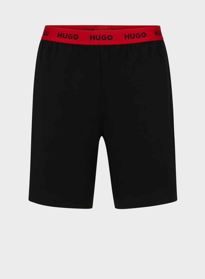 HUGO Essential Linked Short