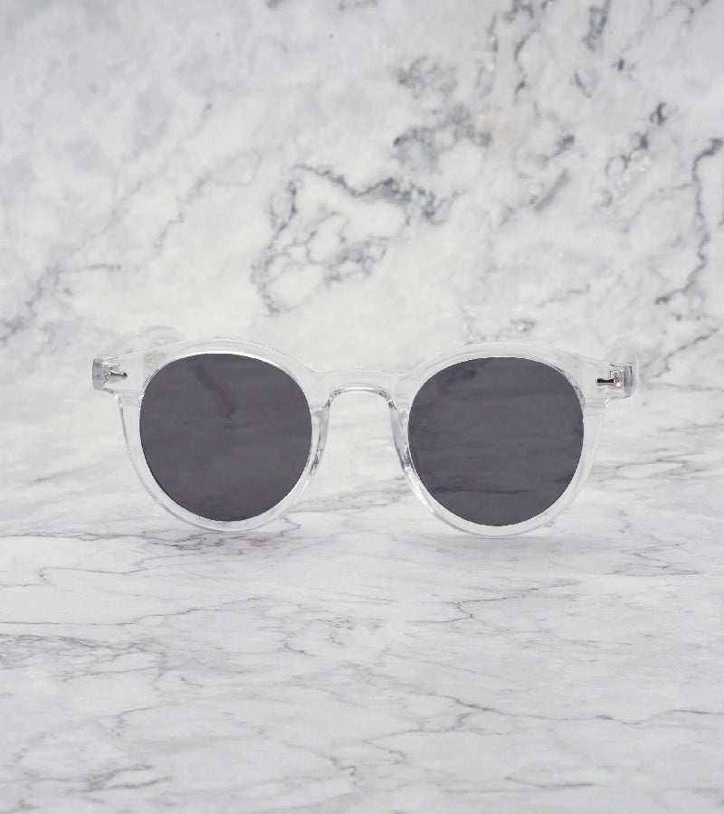  اكسبليست باوتس نظارات شمسية أنيقة للجنسين من جيمس كلير بتدرج رمادي - Image 2