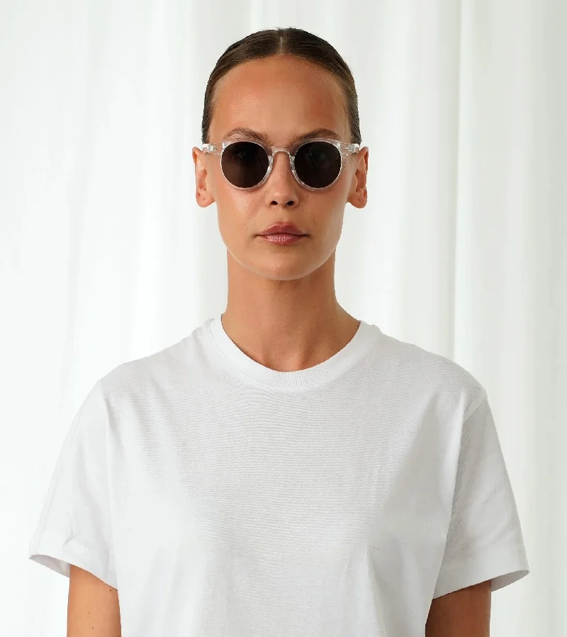 اكسبليست باوتس نظارات شمسية أنيقة للجنسين من جيمس كلير بتدرج رمادي