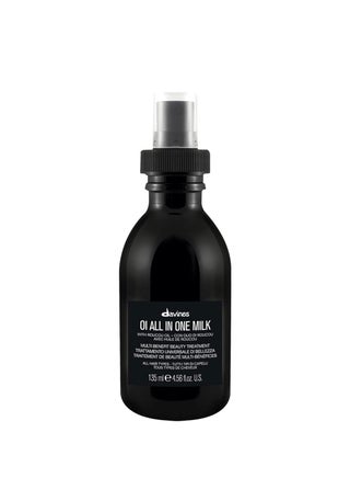 Davines OI All in One Milk | Hair Milk Spray | Powerful Hair Detangler + Hydrating Leave-In Treatment | Smoothes Frizzy Hair - pzsku/ZBB6CA3CFD8F3B4C68136Z/45/_/1705586189/0b2a6c73-f895-46b5-9d98-eb3fd2ef4514