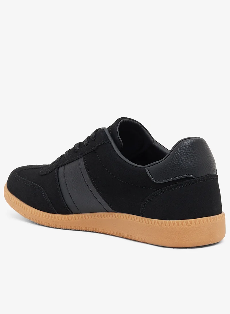 Seventy Five Casual Retro Sneakers