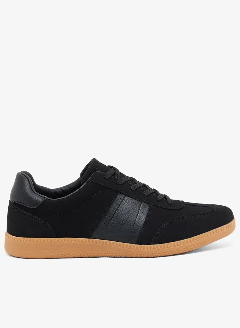 Seventy Five Casual Retro Sneakers