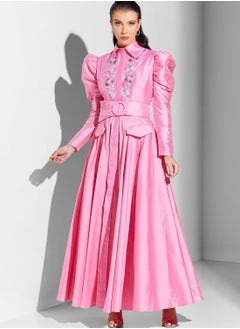Namshi x Nour Embroidered Dress With Belt  - Image 5