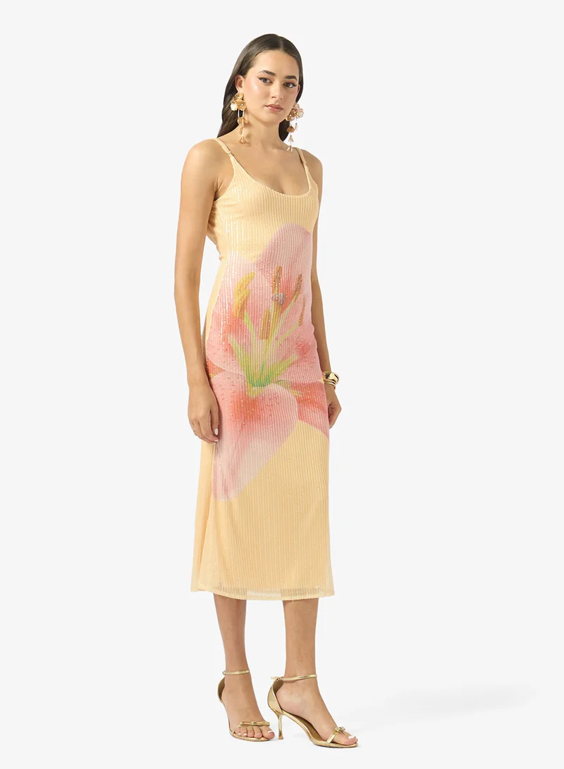 جينجر فستان بحمالات رفيعة وطبعات زهور