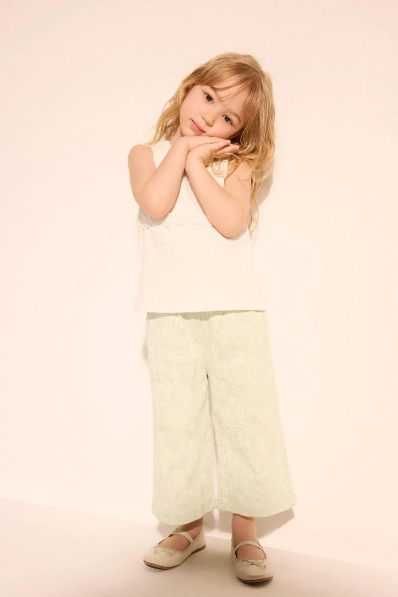 ديفاكتو Paperbag Fit Floral Normal Waist Trousers