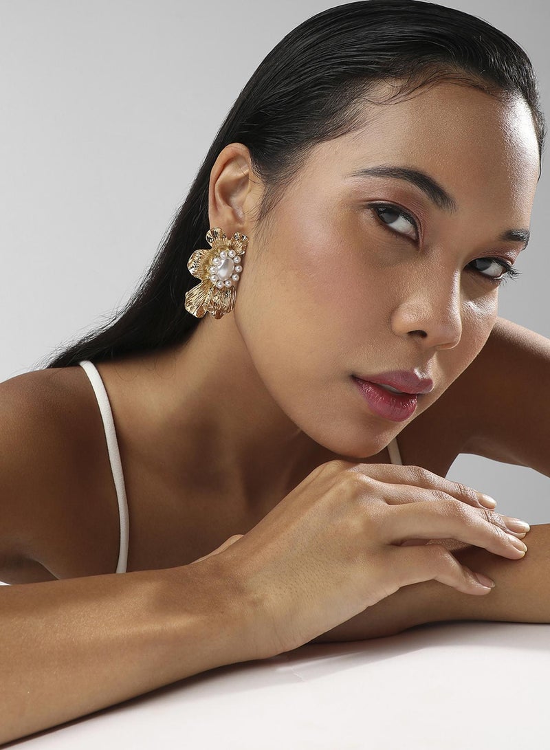SOHI Flower Pearl Artificial Stud Earring Jewellery - Image 1