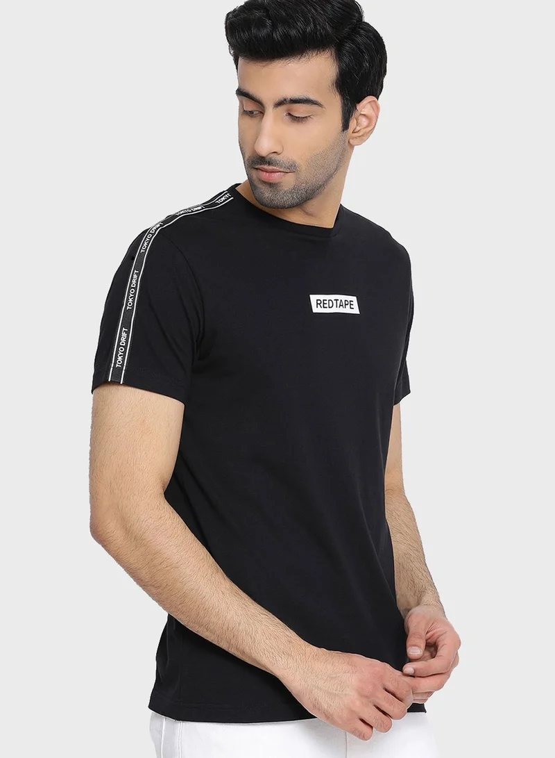 Red Tape Shoulder Tape Crew Neck T-Shirt