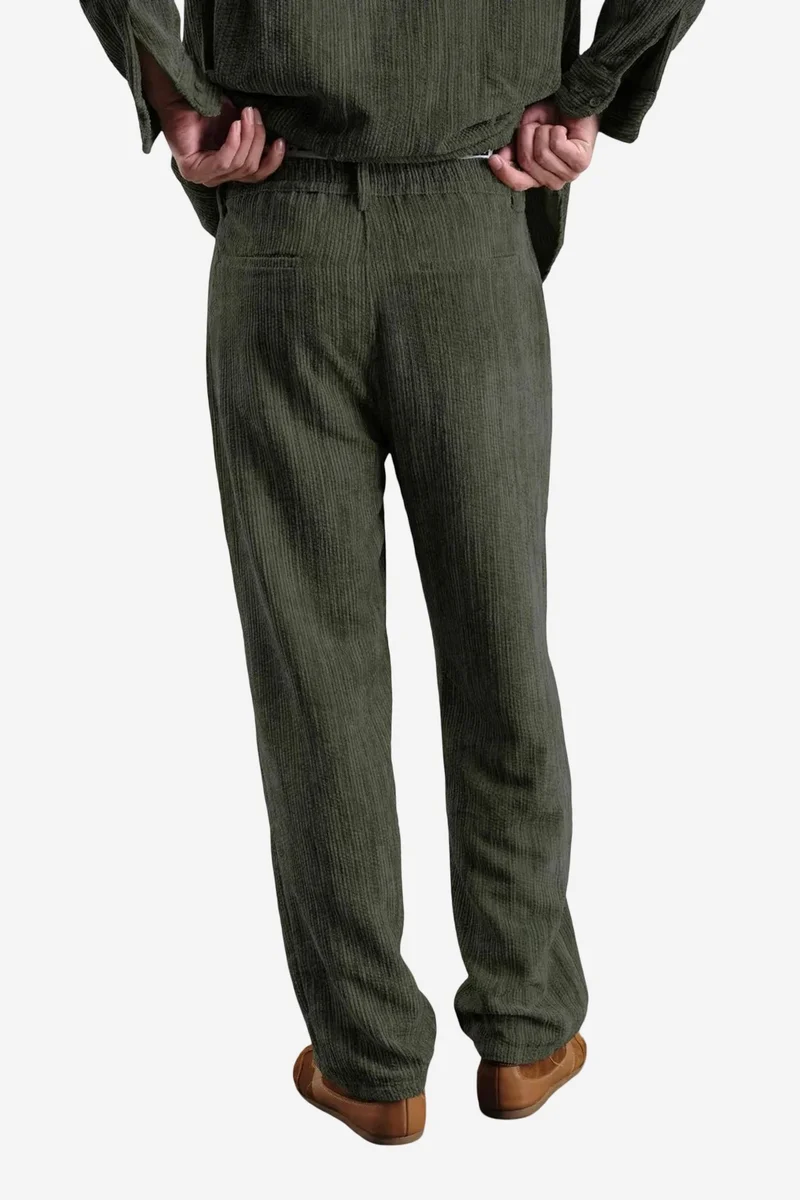Giesto Khaki Green GIESTO Relaxed Fit Textured Pleated Pants for Men | Best Price UAE