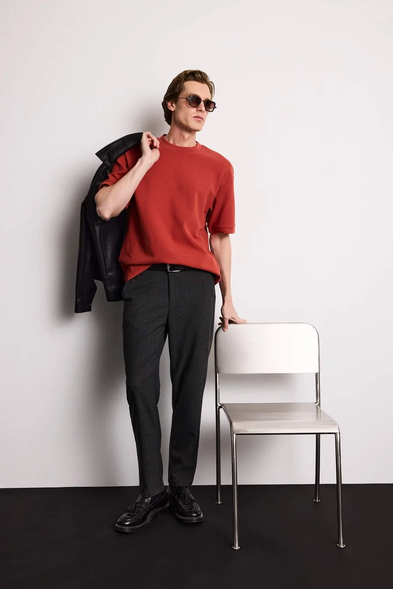 ديفاكتو Oversize T-Shirt
