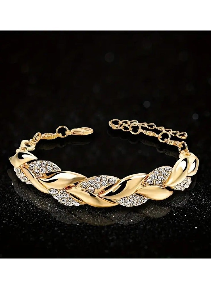 Home Clearance Sale A Trendy Bracelet For Women With A Touch Of European And American Style, Featuring A Unique And Luxurious Design, Perfect As A Fashionable Accessory Or Gift. - Image 3