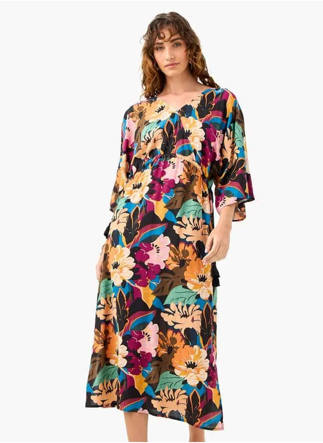 فاف Floral Print Dress with V-neck and Tie-Up Detail