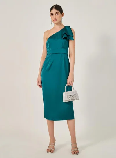 ستايلي فستان ساتان بكتف واحد