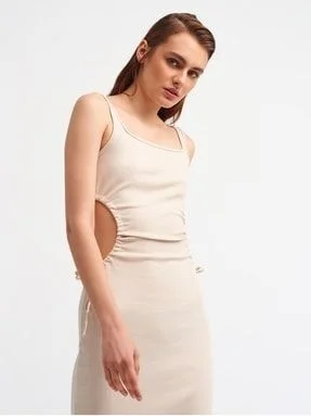 ديلفين Sleeveless Cutout Dress