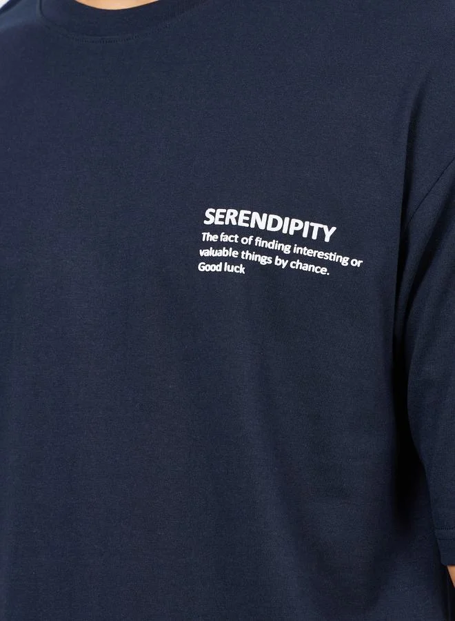 ستايلي تيشيرت بطباعة بسيطة على الصدر مقاس كبير Serendipity
