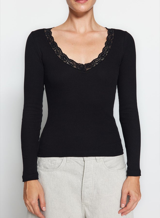 trendyol Flexible BodySitting Black Lace Detailed Cotton Blouse - Image 4