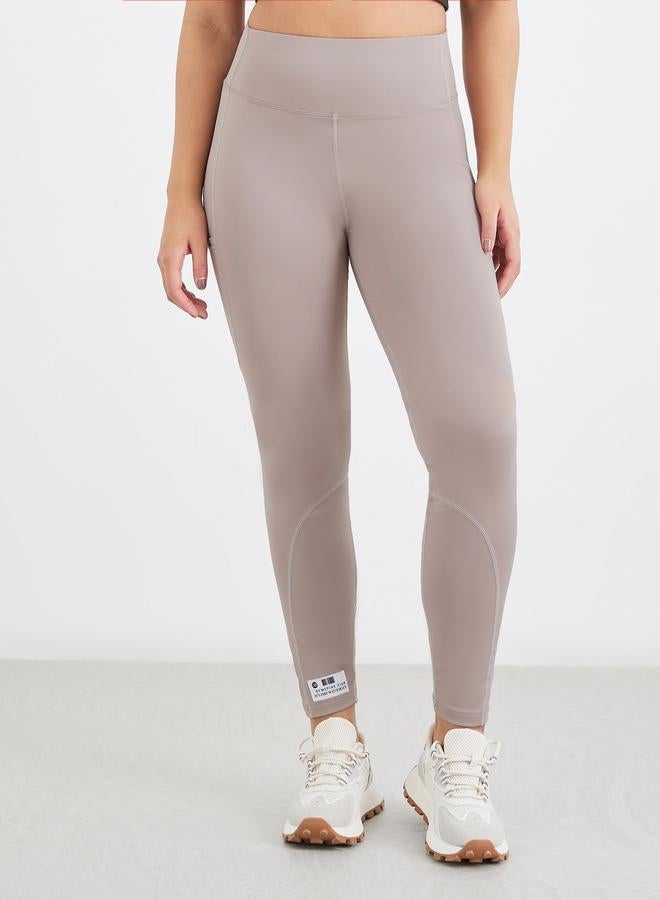 Styli Gymspire Edition - Calf Reflective Striped Pocket Detail Leggings - Image 2