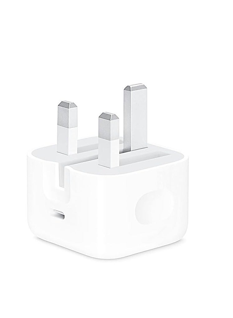 محول طاقة USB-C 3-Pin بقدرة 20 وات باللون الأبيض