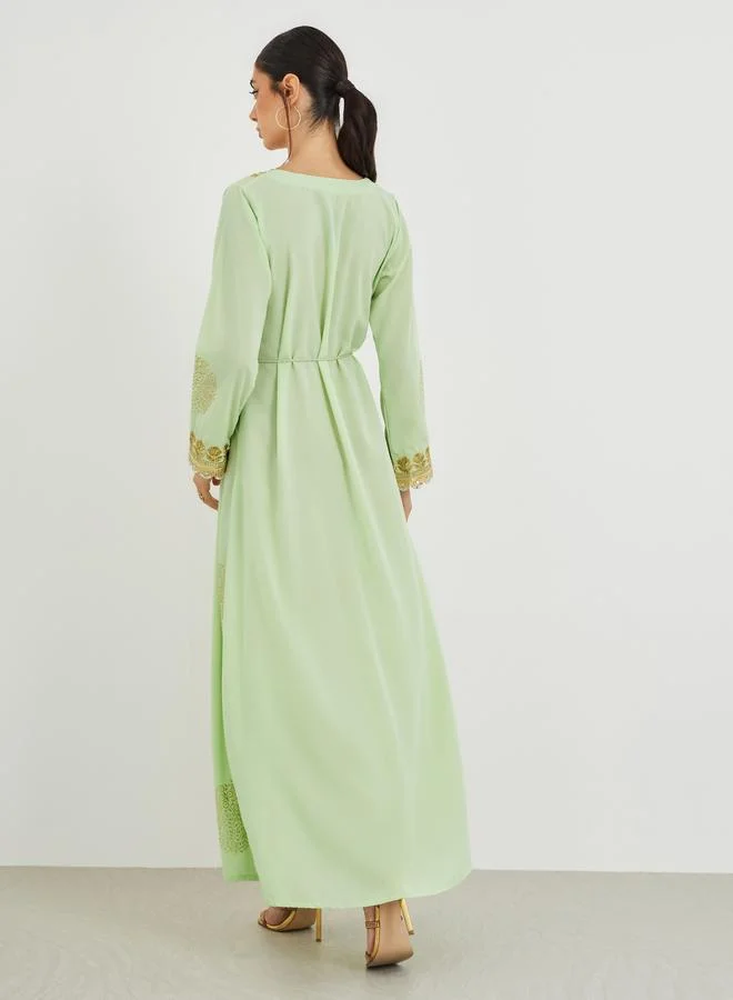 Styli Foil Print V Neck Jalabiya with Embroidery and Lace Detail