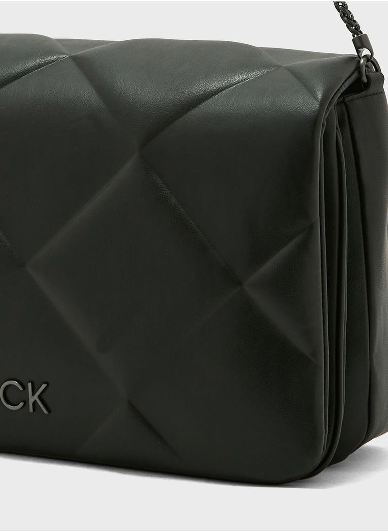 CALVIN KLEIN Re-Lock Quilt Large Satchel  - Image 4