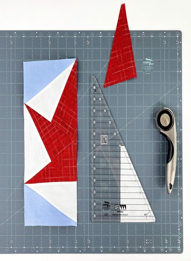 كريتيف جريدز مسطرة مثلثة نصف ستين من Creative Grids - CGRT30 - صُنعت في الولايات المتحدة الأمريكية، 7-1/2 بوصة × 12-1/2 بوصة، مزودة بمقبض مانع للانزلاق، مناسبة للخياطة والتطريز والأعمال اليدوية والترقيع. - Image 2