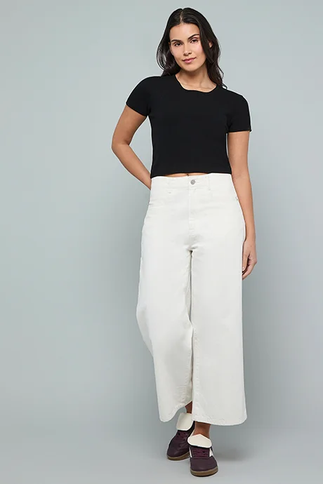 R&B Ribbed Top with Round Neck and Short Sleeves