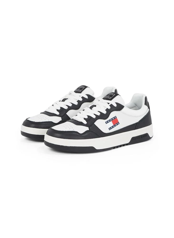 TOMMY JEANS ESSENTIAL LEATHER LOW TRAINERS