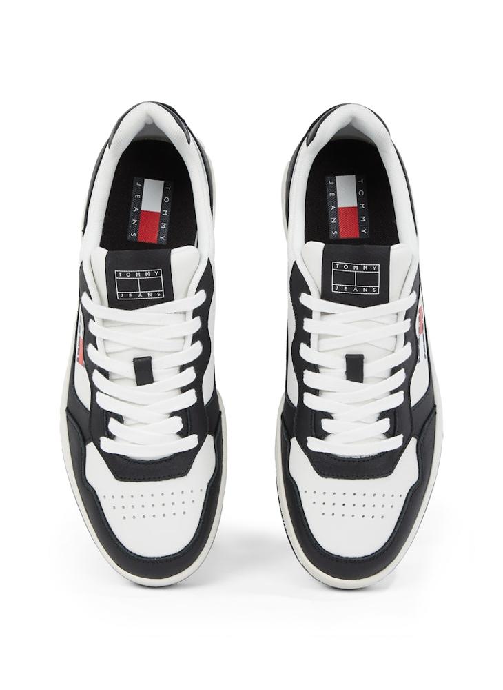 TOMMY JEANS ESSENTIAL LEATHER LOW TRAINERS  - Image 5