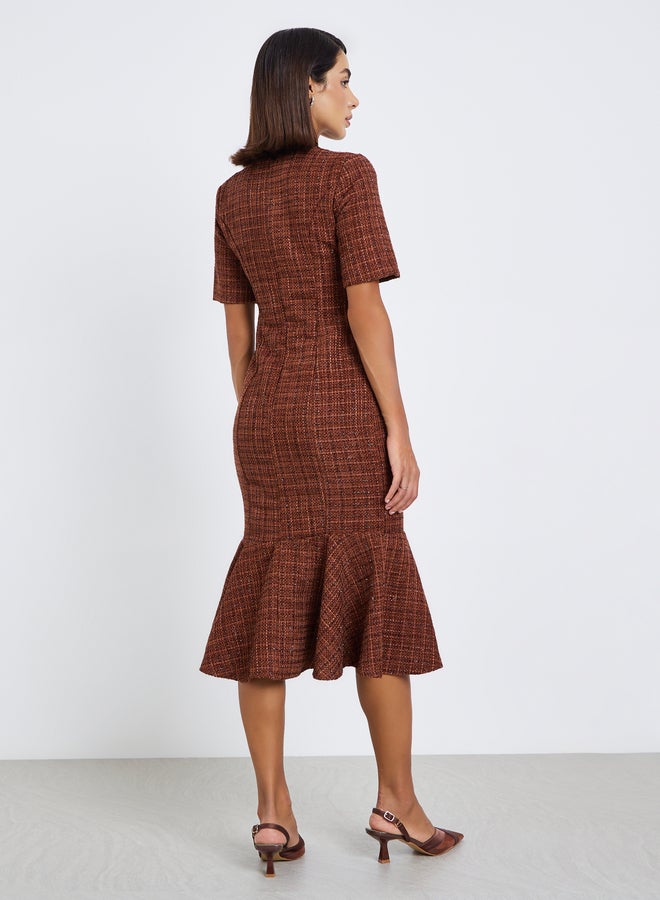 Styli Tweed Short Sleeves Mermaid hem Midi Dress - Image 5