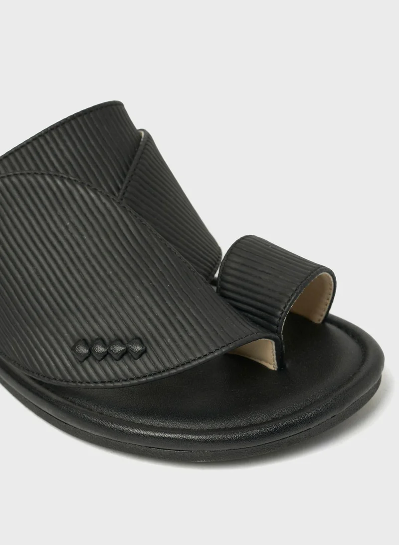 Geoomnii Toe Ring Arabian Sandals