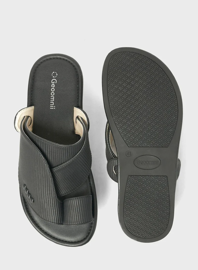 Geoomnii Toe Ring Arabian Sandals
