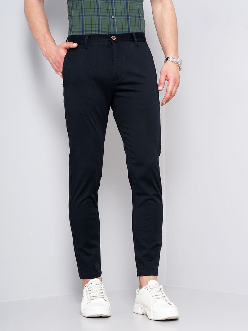 النادي البريطاني تشينو رجالي بقصة ضيقة سوداء بخصر مسطح من بريتيش كلوب - Image 1