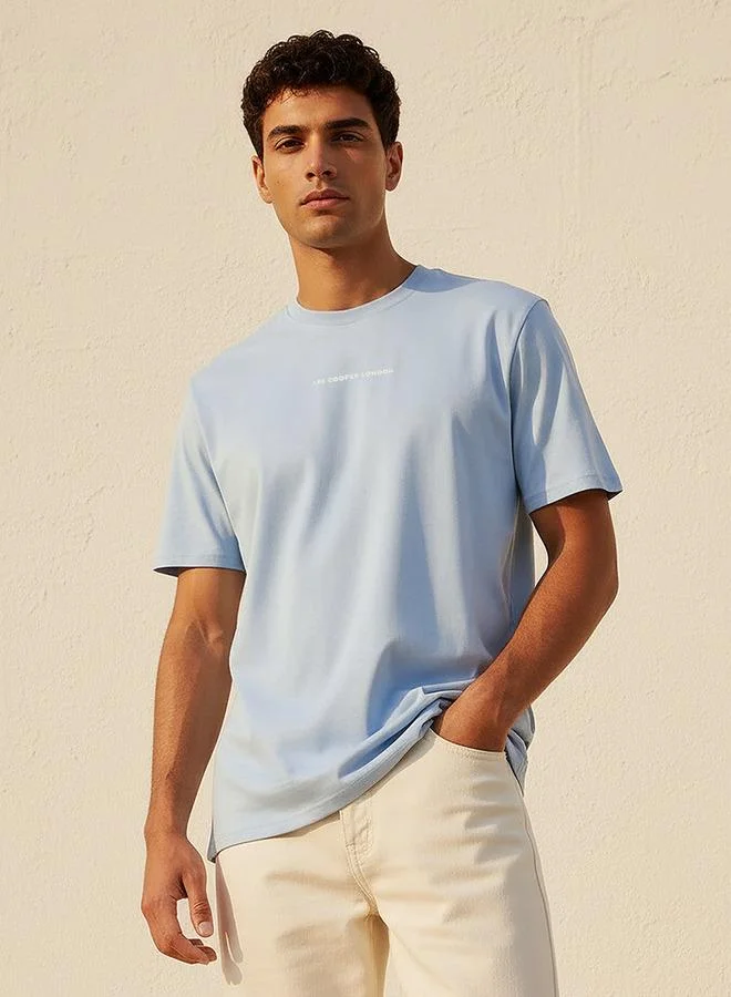 لي كوبر Lee Cooper Men Regular Fit Crew Neck Short Sleeve Logo Print T-shirt