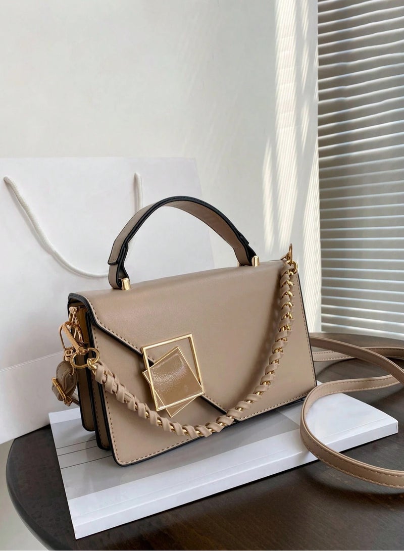 ارواق حقيبة يد مربعة أنيقة مزينة بزخارف معدنية، بسعة كبيرة، خفيفة الوزن، محمولة، محفظة صغيرة بغطاء سلسلة، حقيبة مربعة صغيرة للنساء مزينة بزخارف معدنية وسلسلة للفتيات - Image 1