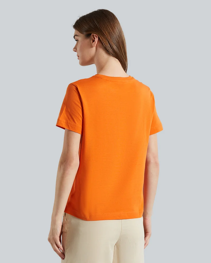 GANT Gant Regular Fit Tonal Shield T-Shirt – Subtle Logo, Everyday Comfort