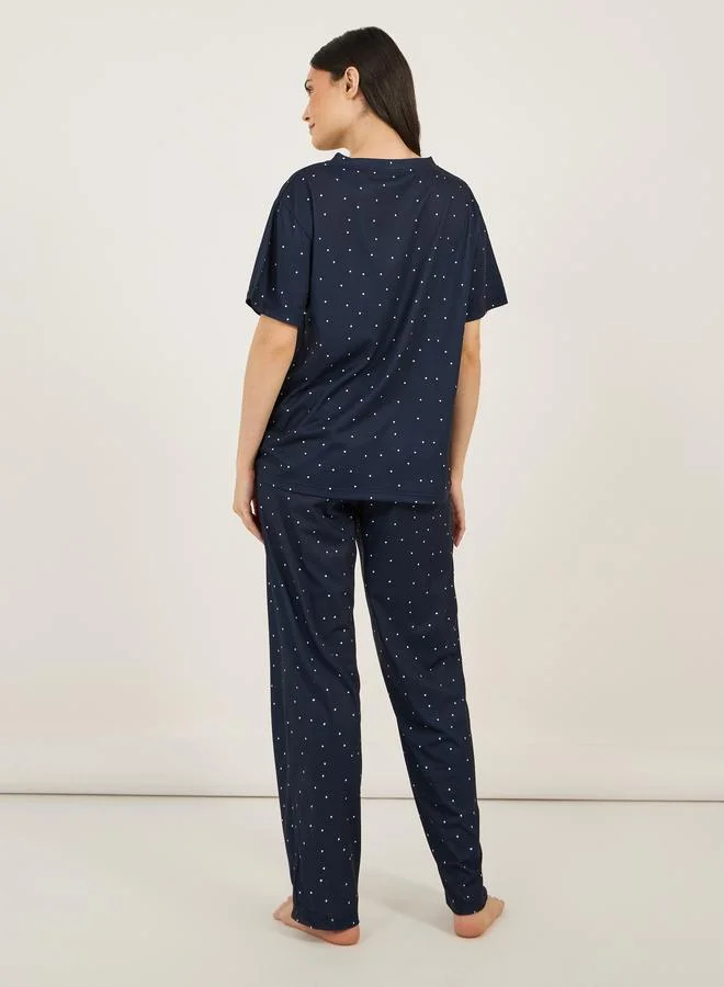 Styli V Neck Dropped Shoulder Slogan T-Shirt and Spot Print Pyjama Set